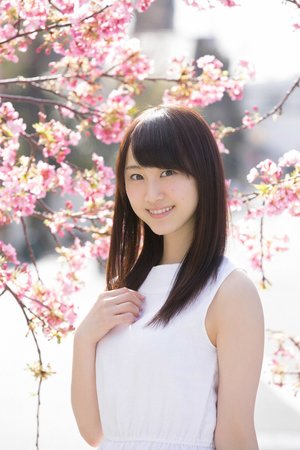 色愁久久久人愁久下一句押韵吗